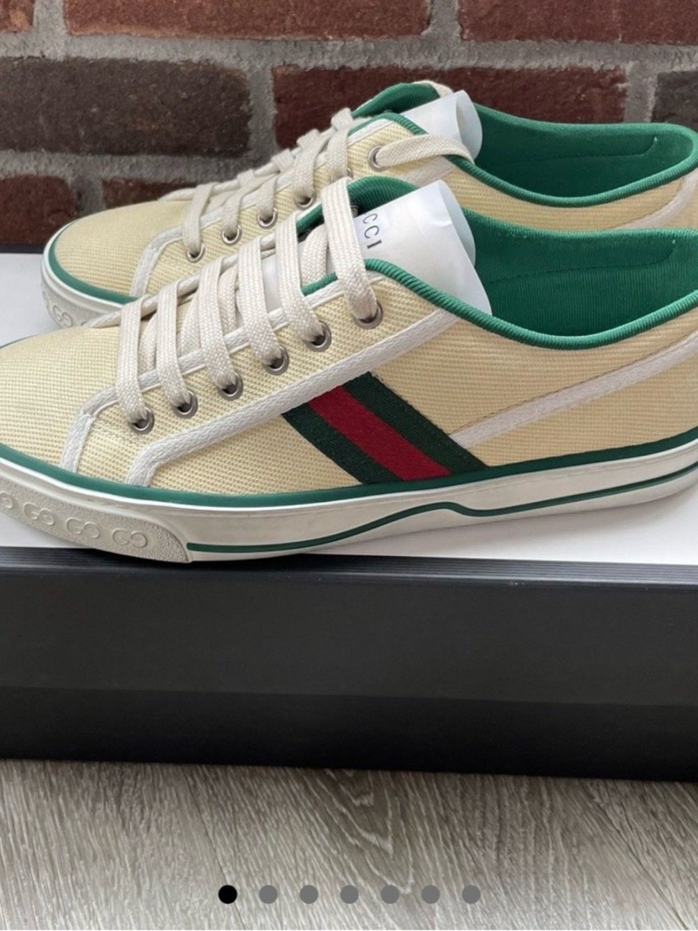 Gucci Men’s Cream Canvas Low-Top Sneakers with Green & Red Stripe Trim